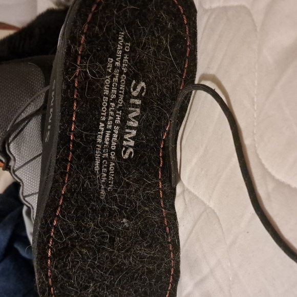 Simms felt bottom wading boots  W9 - Picture 2 of 2